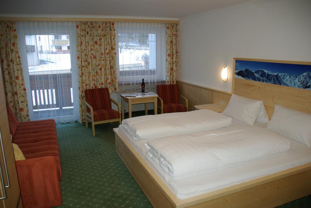 Alpenhof Pension-Garni Nauders Εξωτερικό φωτογραφία