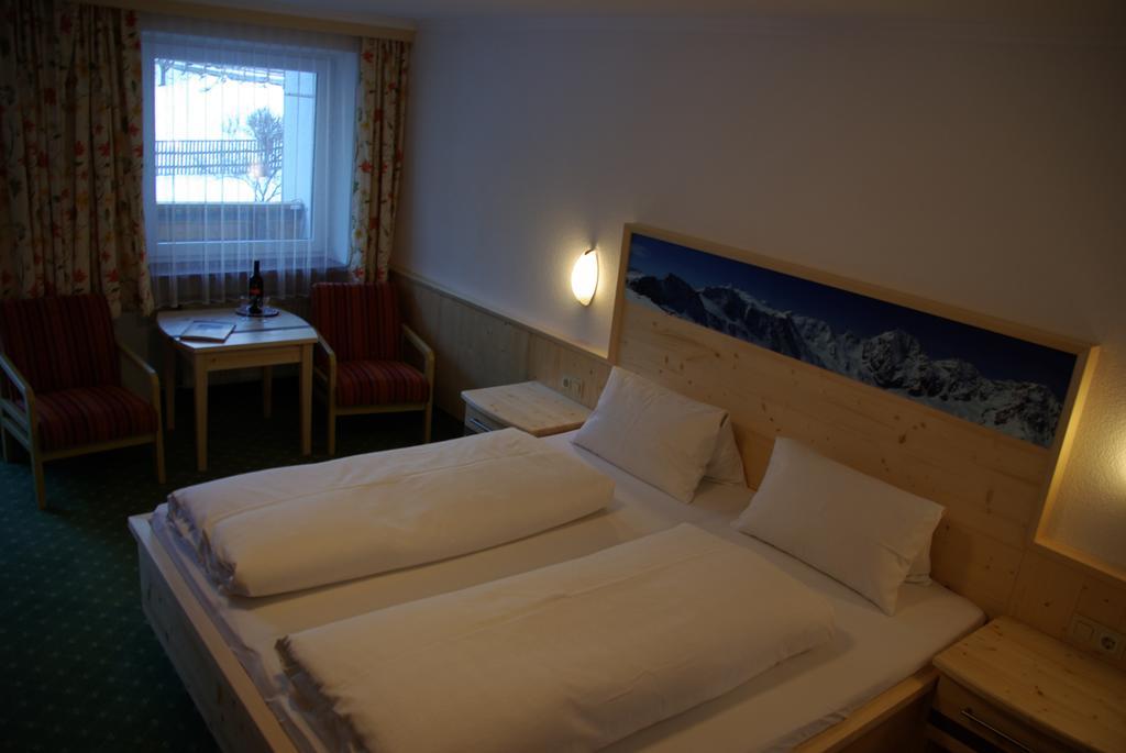 Alpenhof Pension-Garni Nauders Εξωτερικό φωτογραφία